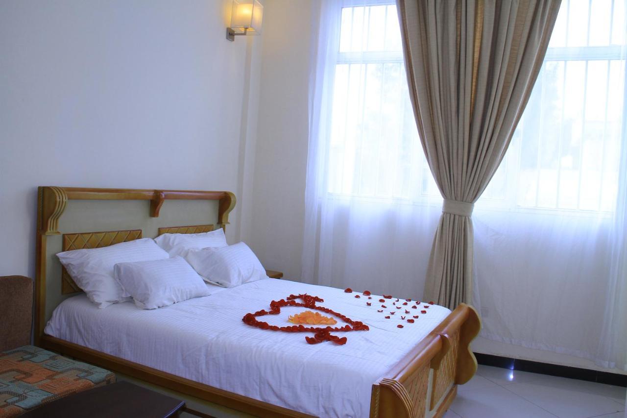 Avi Pension Addis Ababa Dış mekan fotoğraf